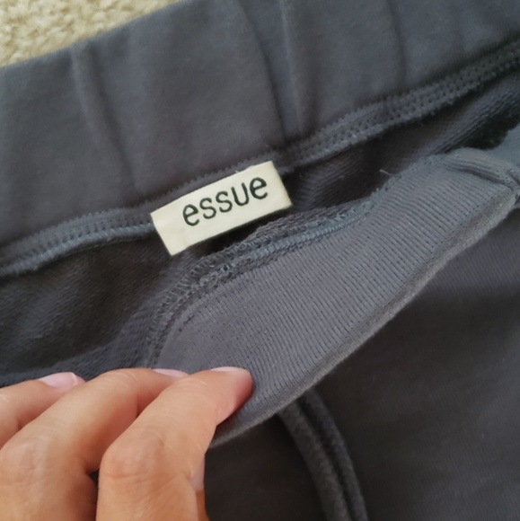 Buckle off the shoulder sweatshirt - Picture 2 of 3